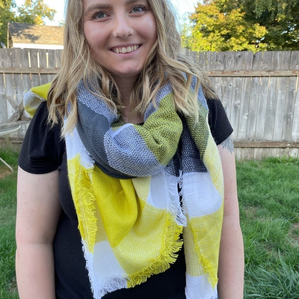 Color Block Blanket Scarf - Charcoal/Yellow